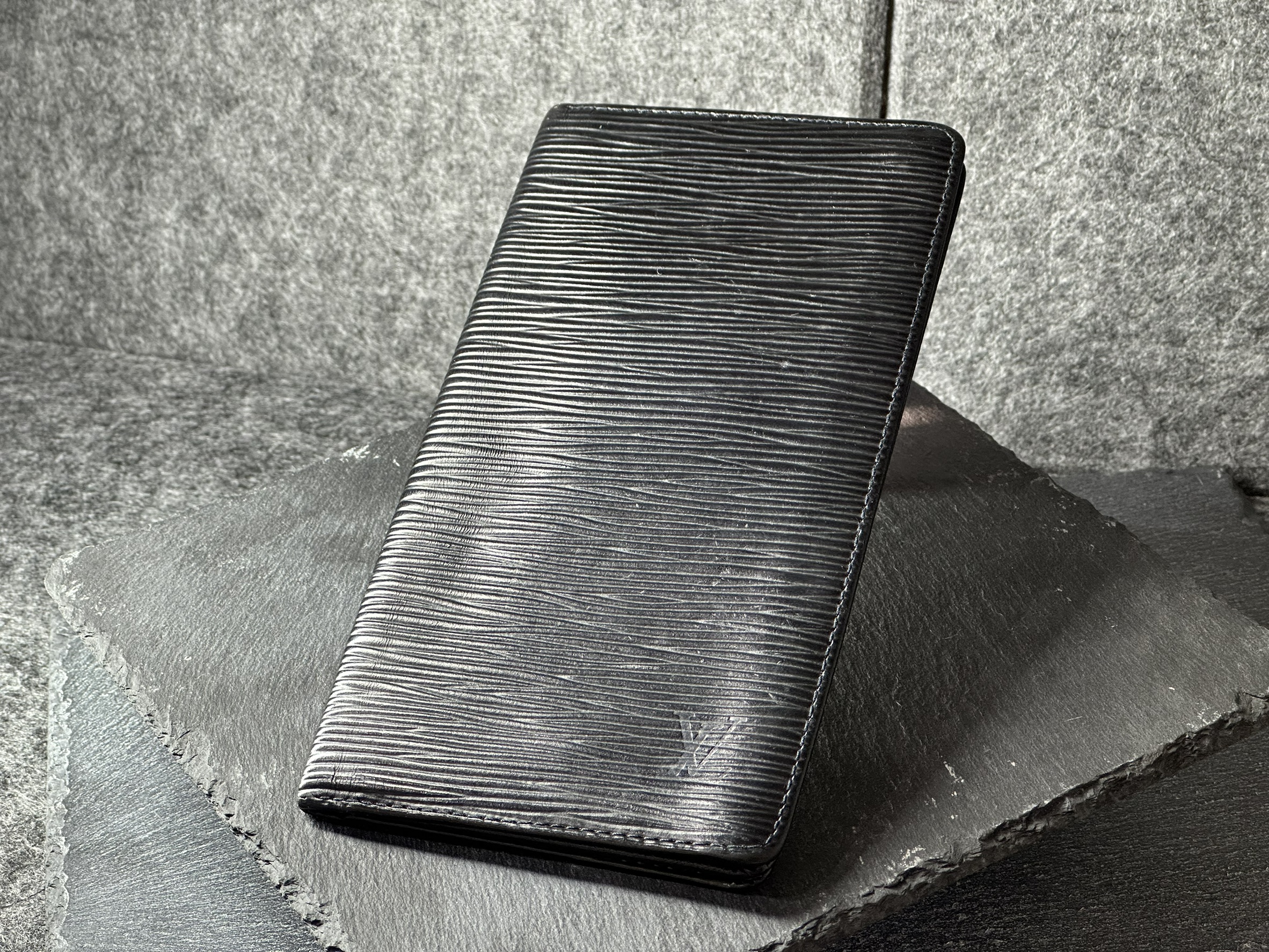 ルイヴィトン ポルトフォイユブラザ 長財布 お買取りさせていただきました！