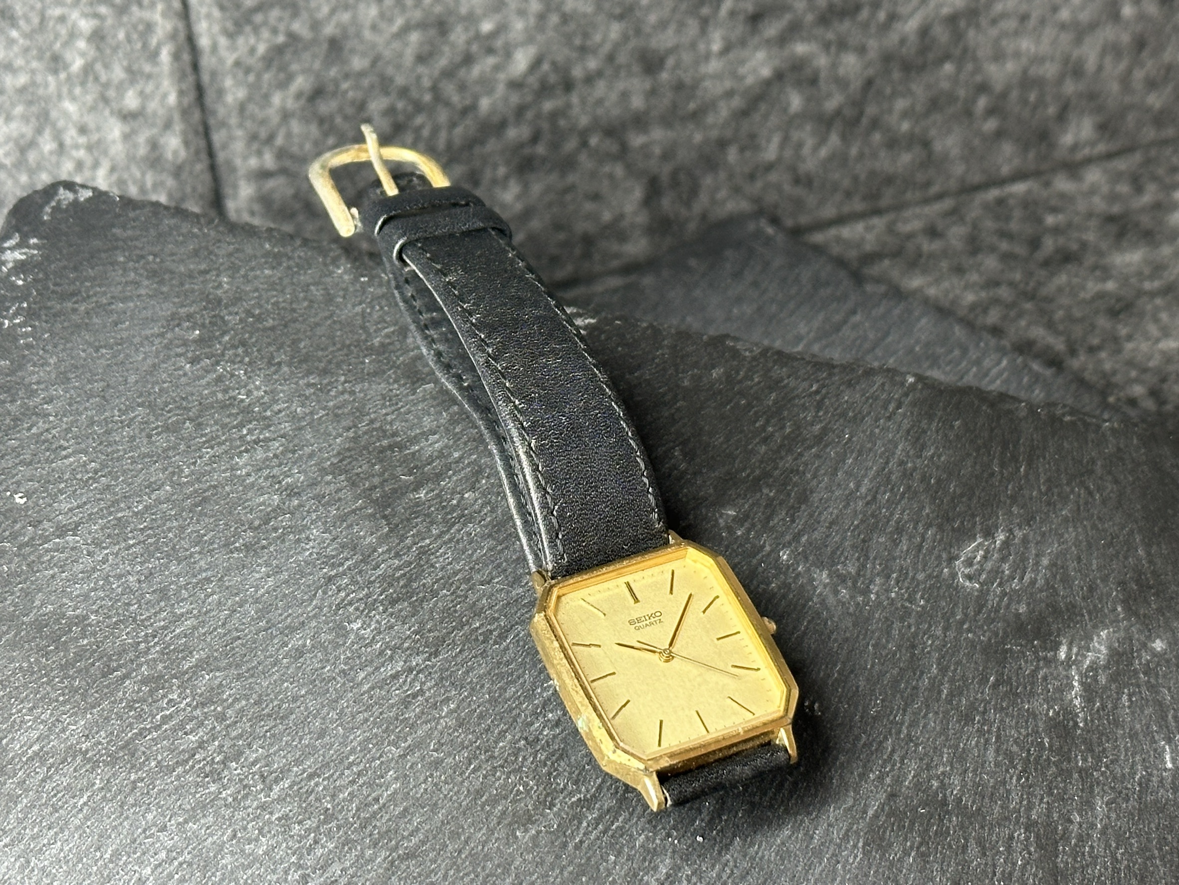 SEIKO クォーツ腕時計 お買取りさせていただきました！