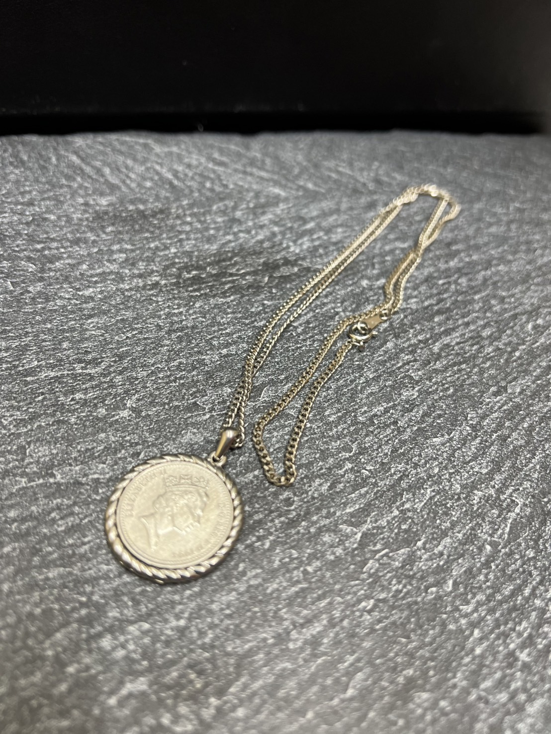 コイントップ付きネックレス買取いたしました！！