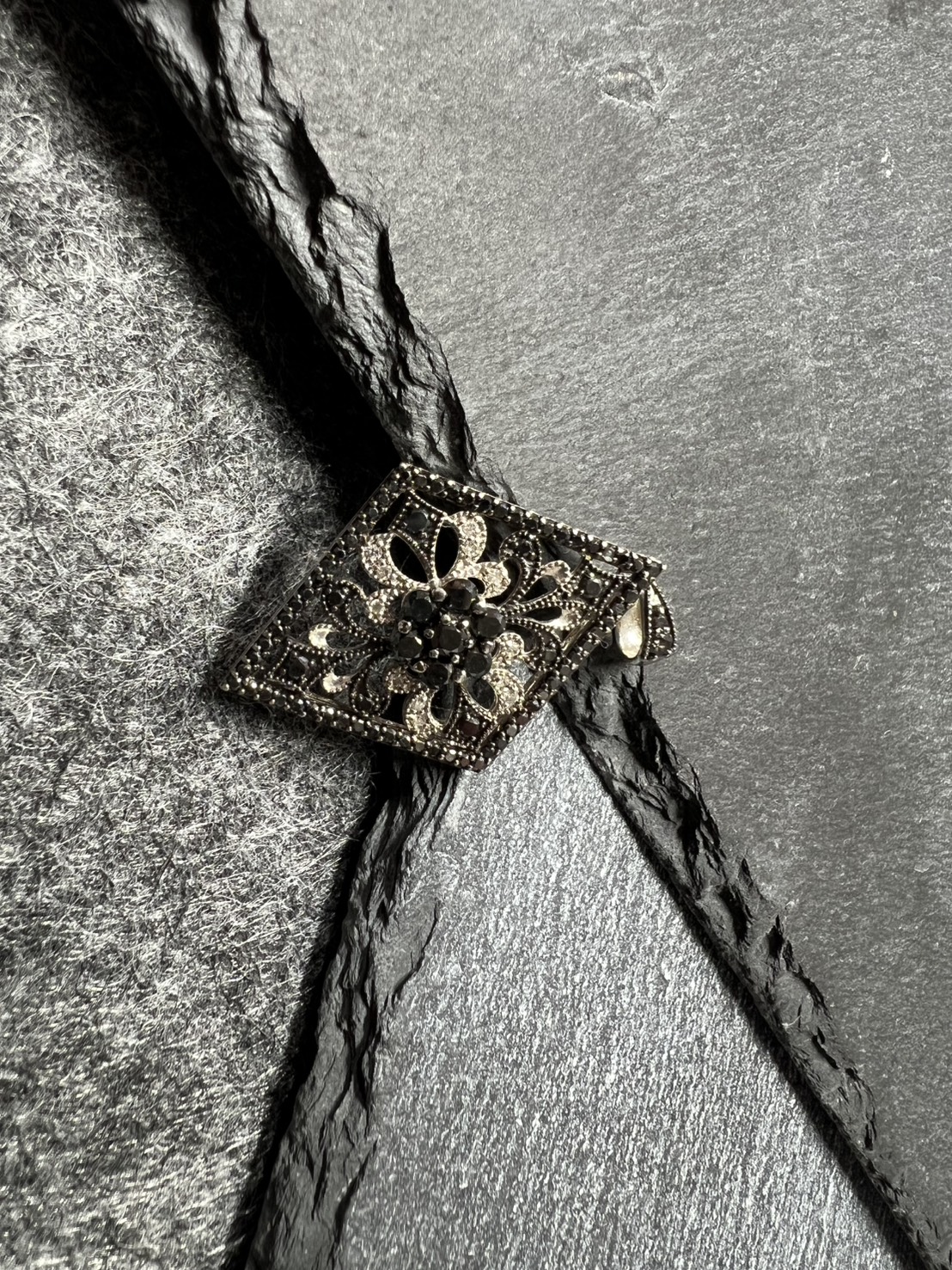 K18WGネックレストップを買取させていただきました