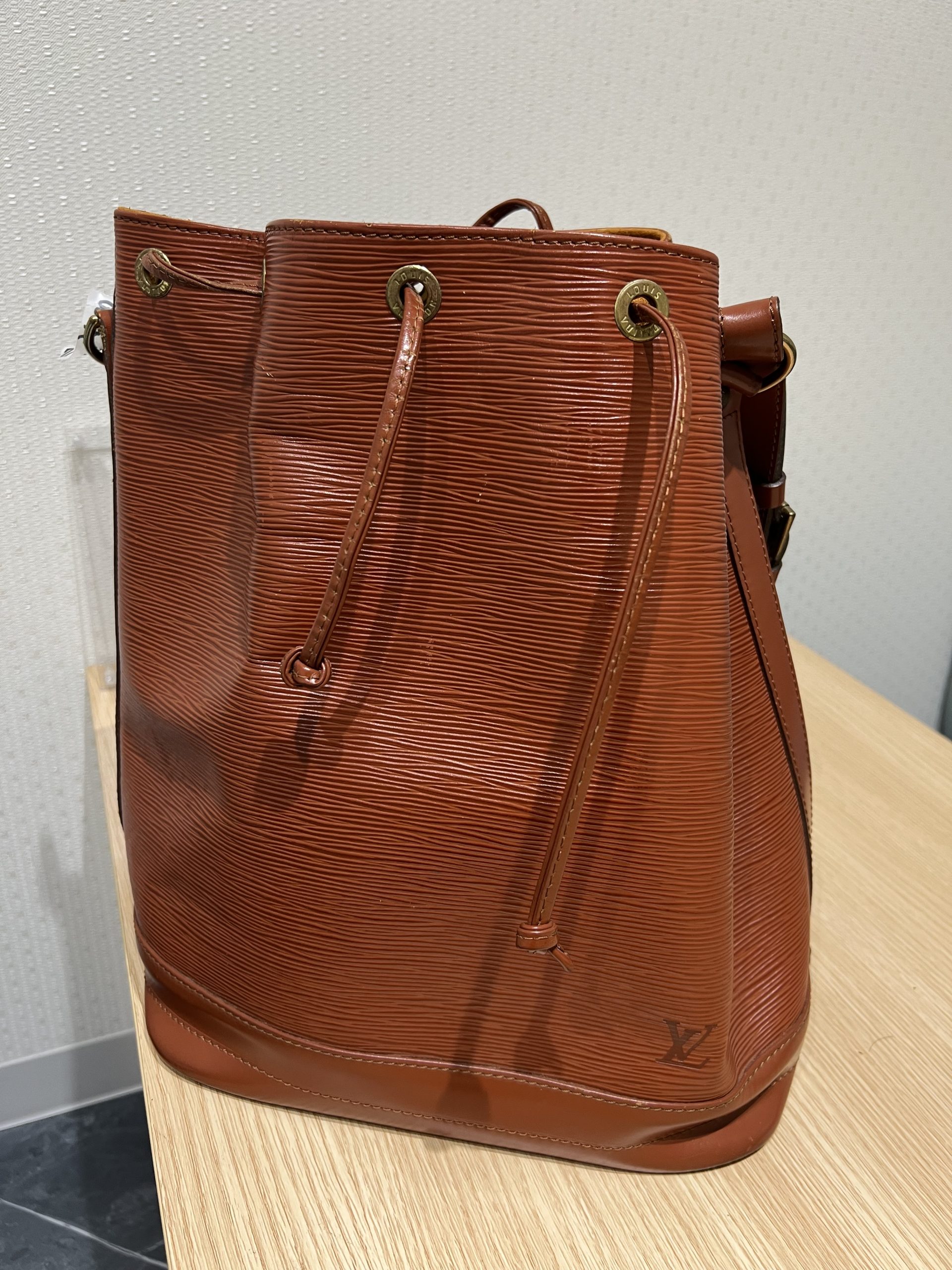 Louis Vuitton　エピ　ノエ　バッグを買い取らせていただきました