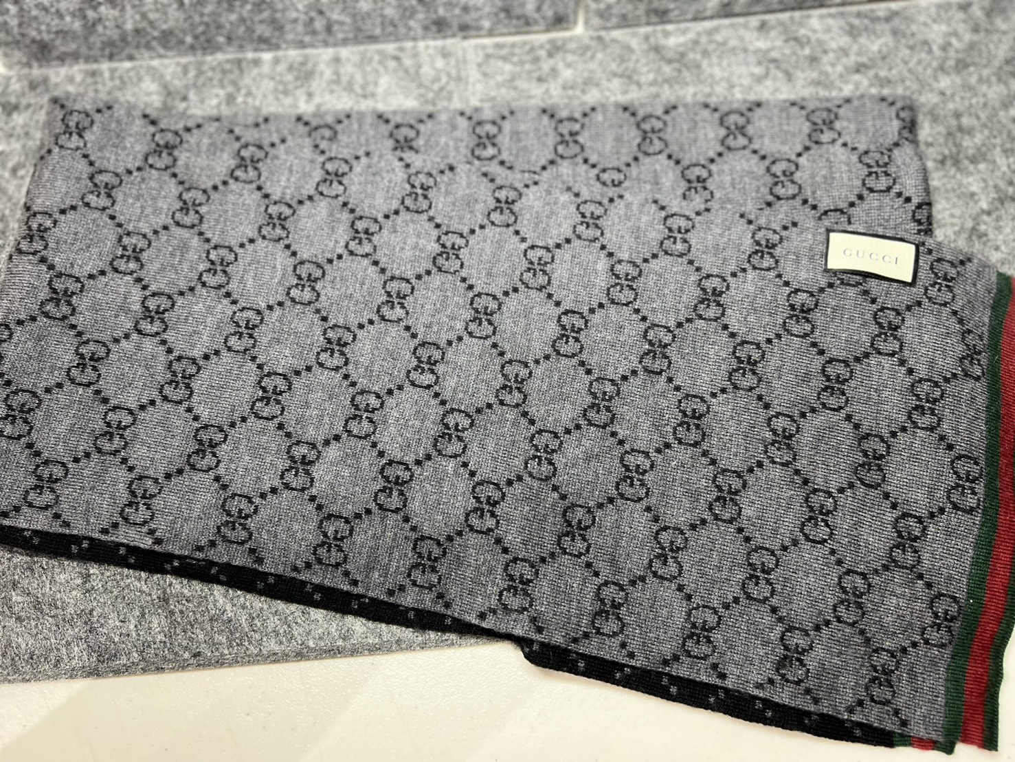 ＧＵＣＣＩ　マフラー　買い取らせていただきました