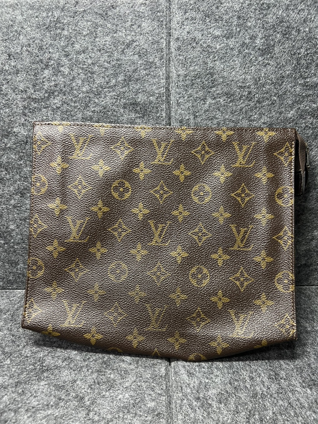 ルイ・ヴィトン モノグラム ポーチ買い取らせていただきました